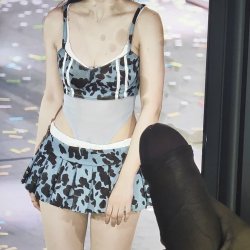 prev image