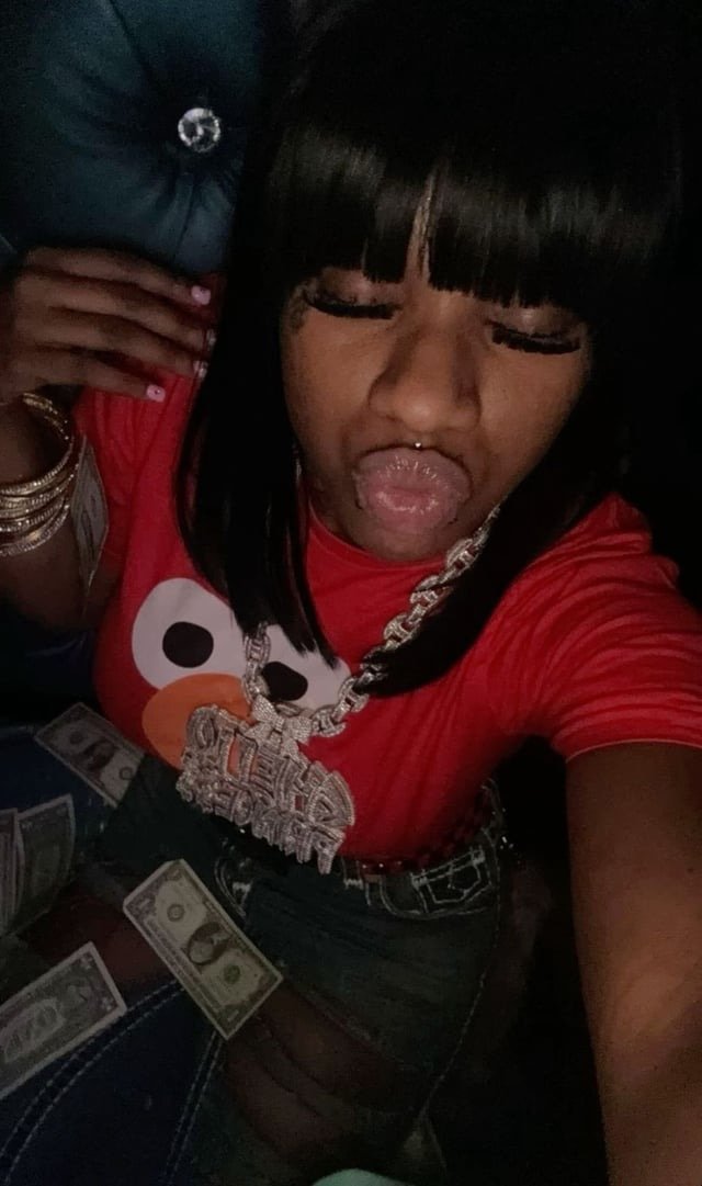 She done moved up to my No. 1 NutBuster spot 🥜🥜🥜💃🏾 #68QNIedO