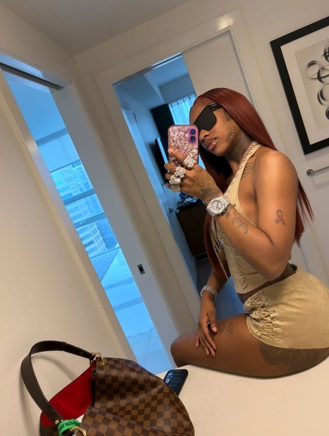 She done moved up to my No. 1 NutBuster spot 🥜🥜🥜💃🏾 #BJsYVAj1