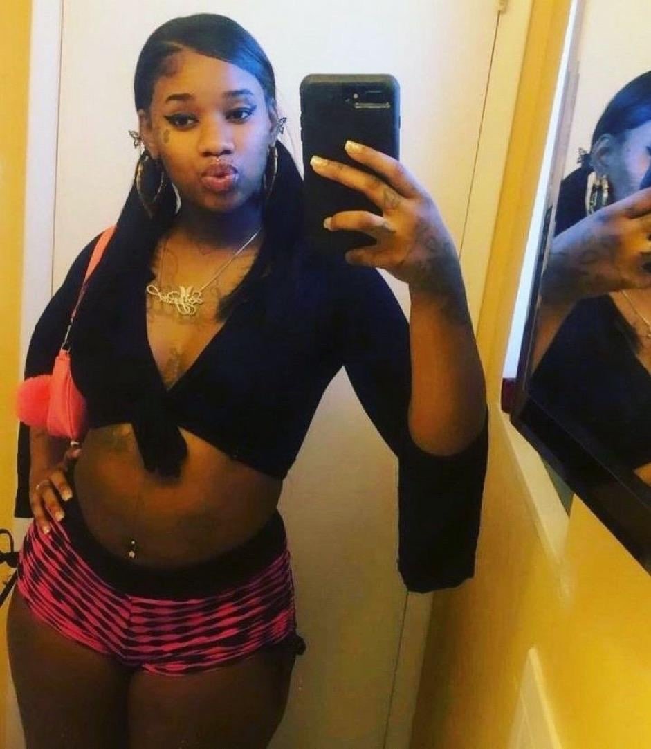 She done moved up to my No. 1 NutBuster spot 🥜🥜🥜💃🏾 #GtMoaLuw