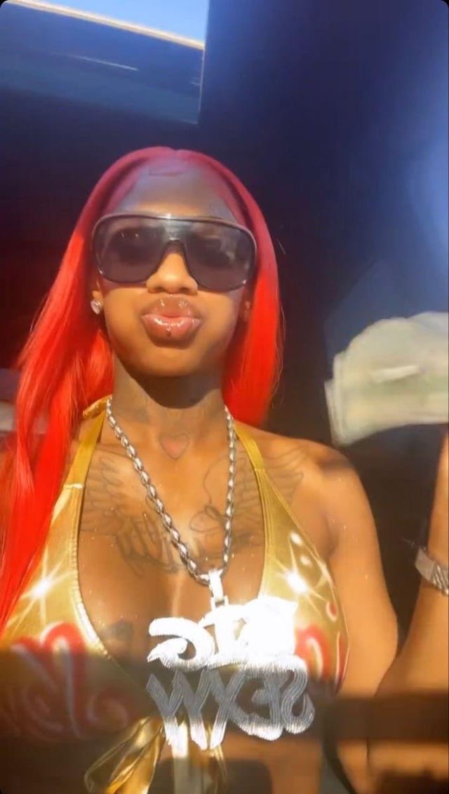 She done moved up to my No. 1 NutBuster spot 🥜🥜🥜💃🏾 #g16vDKaj